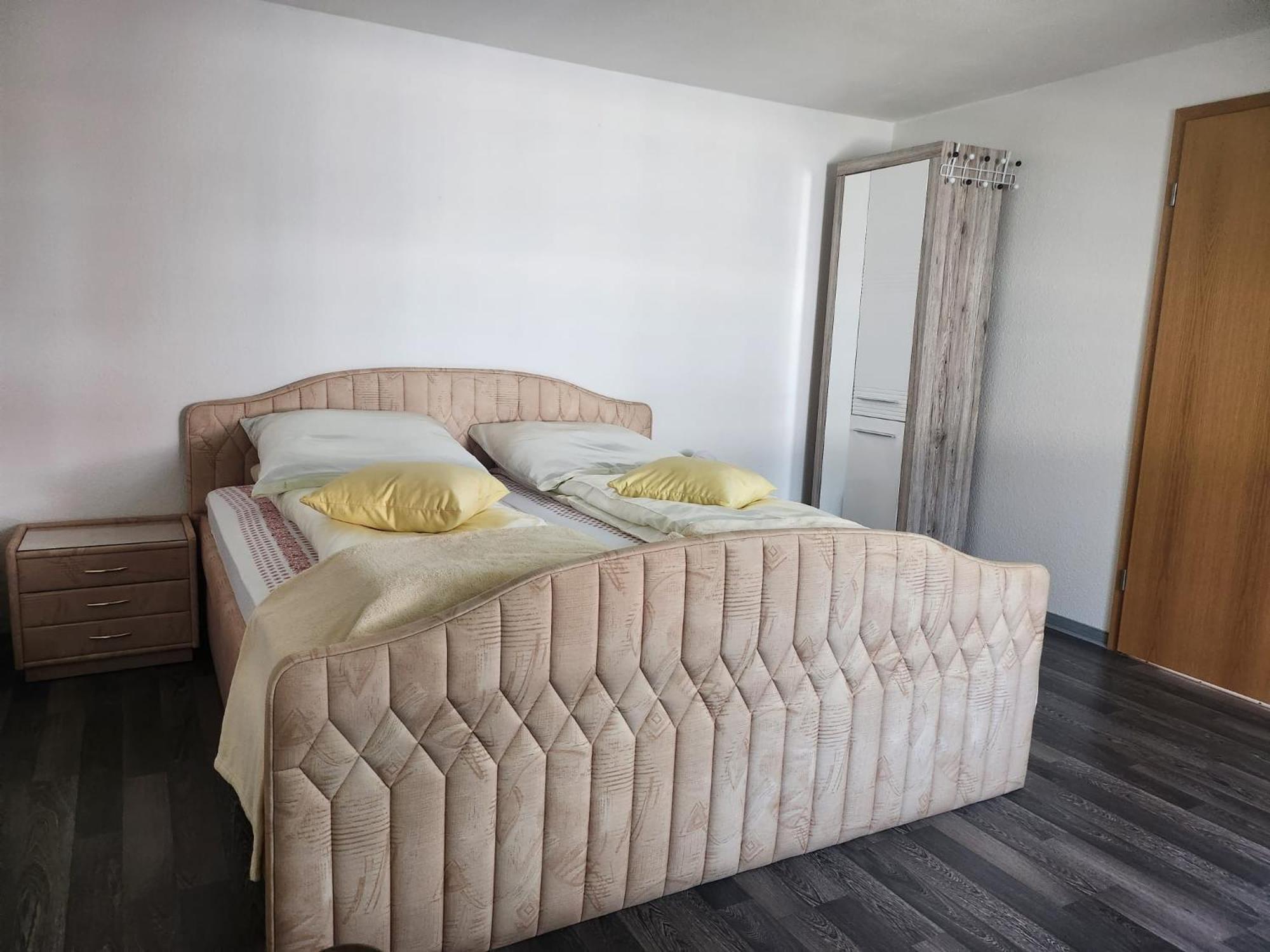 Ferienwohnung Flonta Митвайда Екстериор снимка